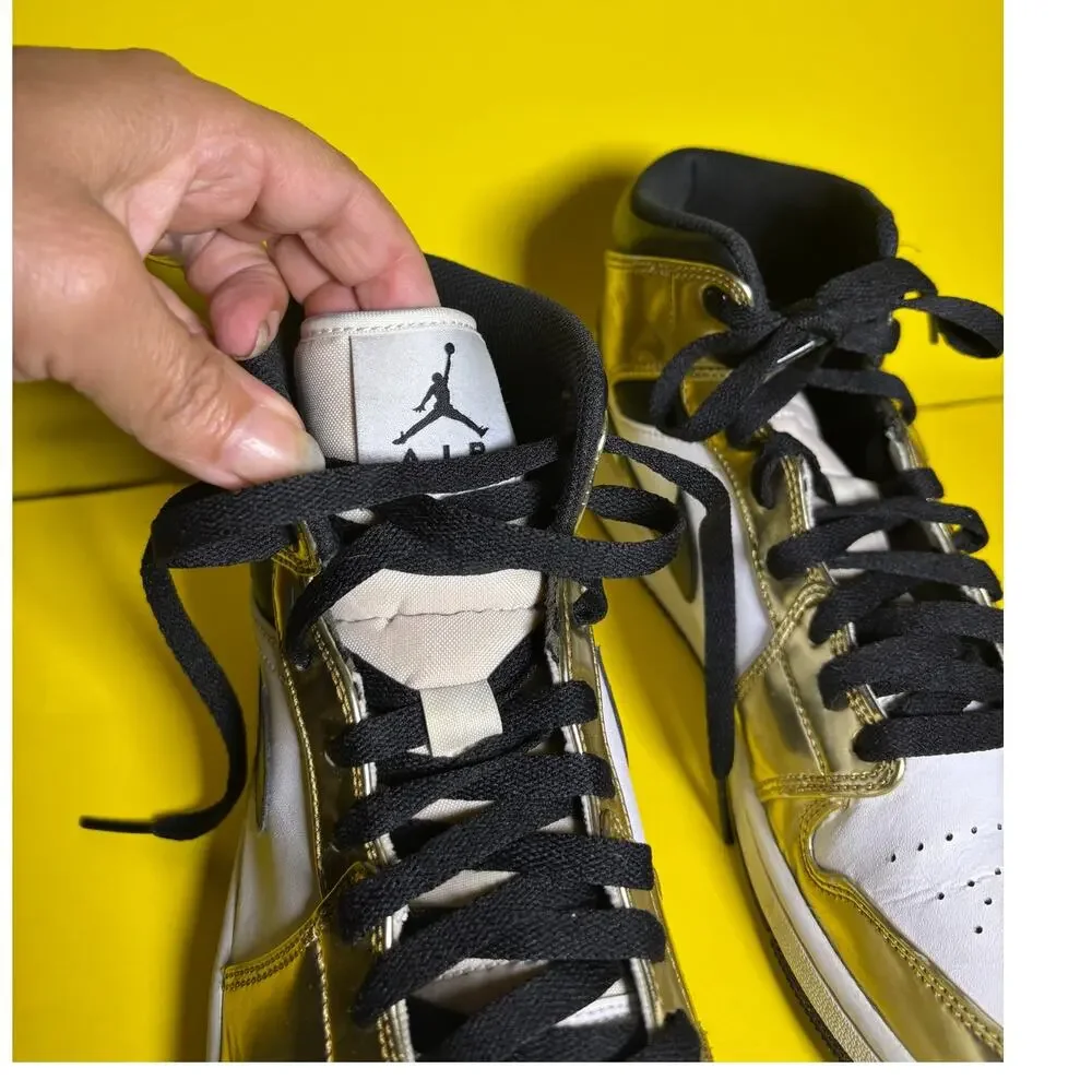 Nike Air Jordan 1 Mid SE Metallic Gold Black White DC1419-700 Size 9.5